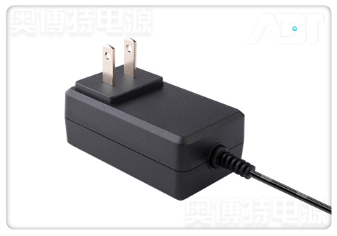 美规15V0.8A电源适配器